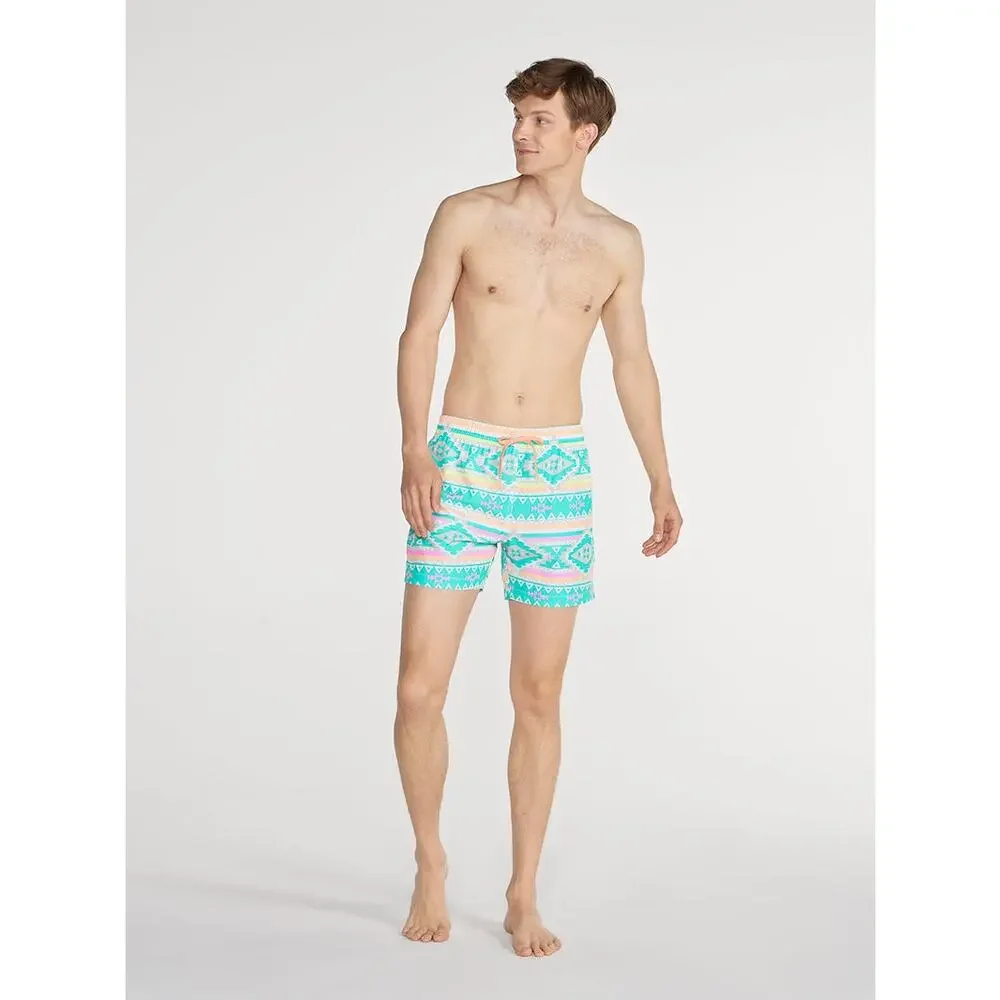 Chubbies | Men | The En Fuegos Pastel Aztec 5.5 Inch Lined Swim Trunks | Medium
